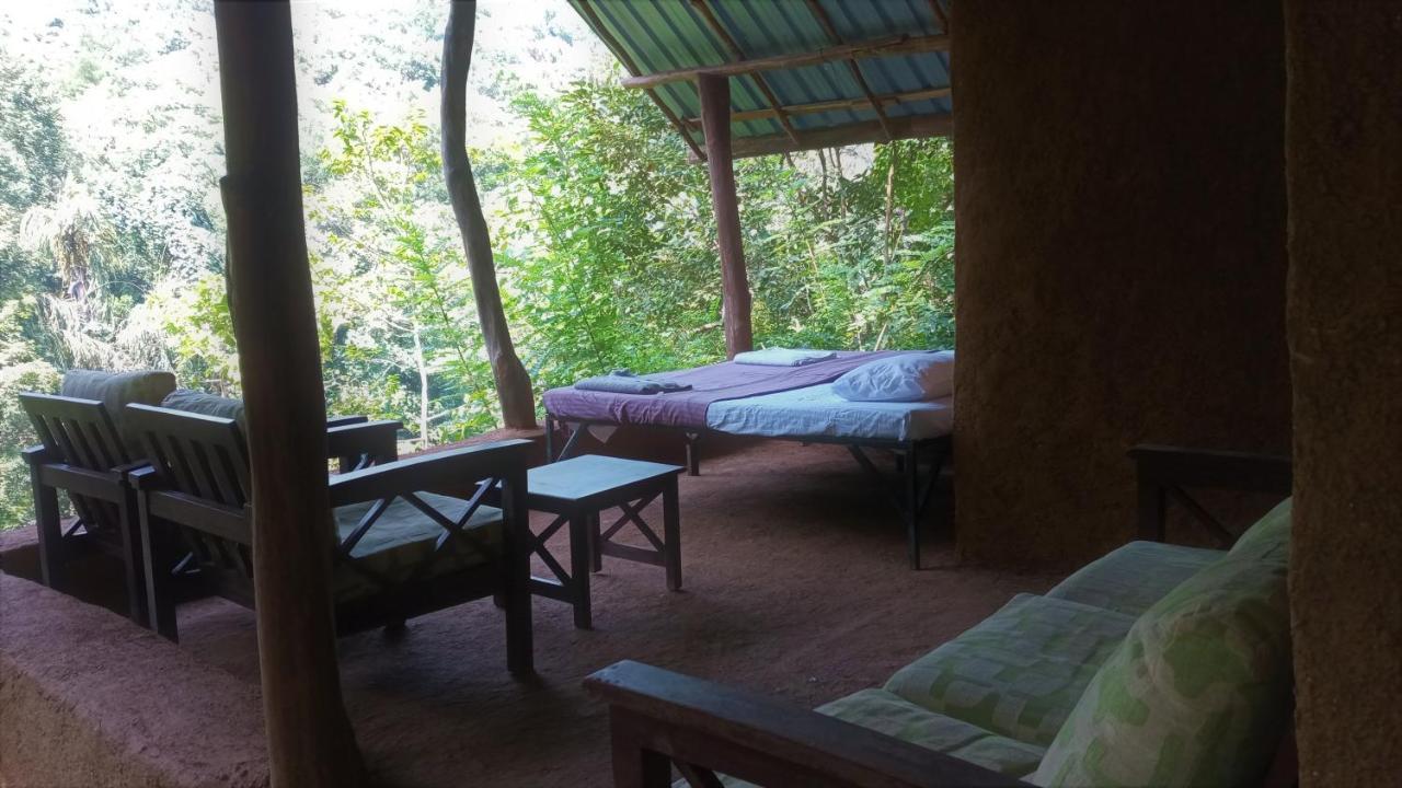 Chalet In The Jungle Pallegama 外观 照片