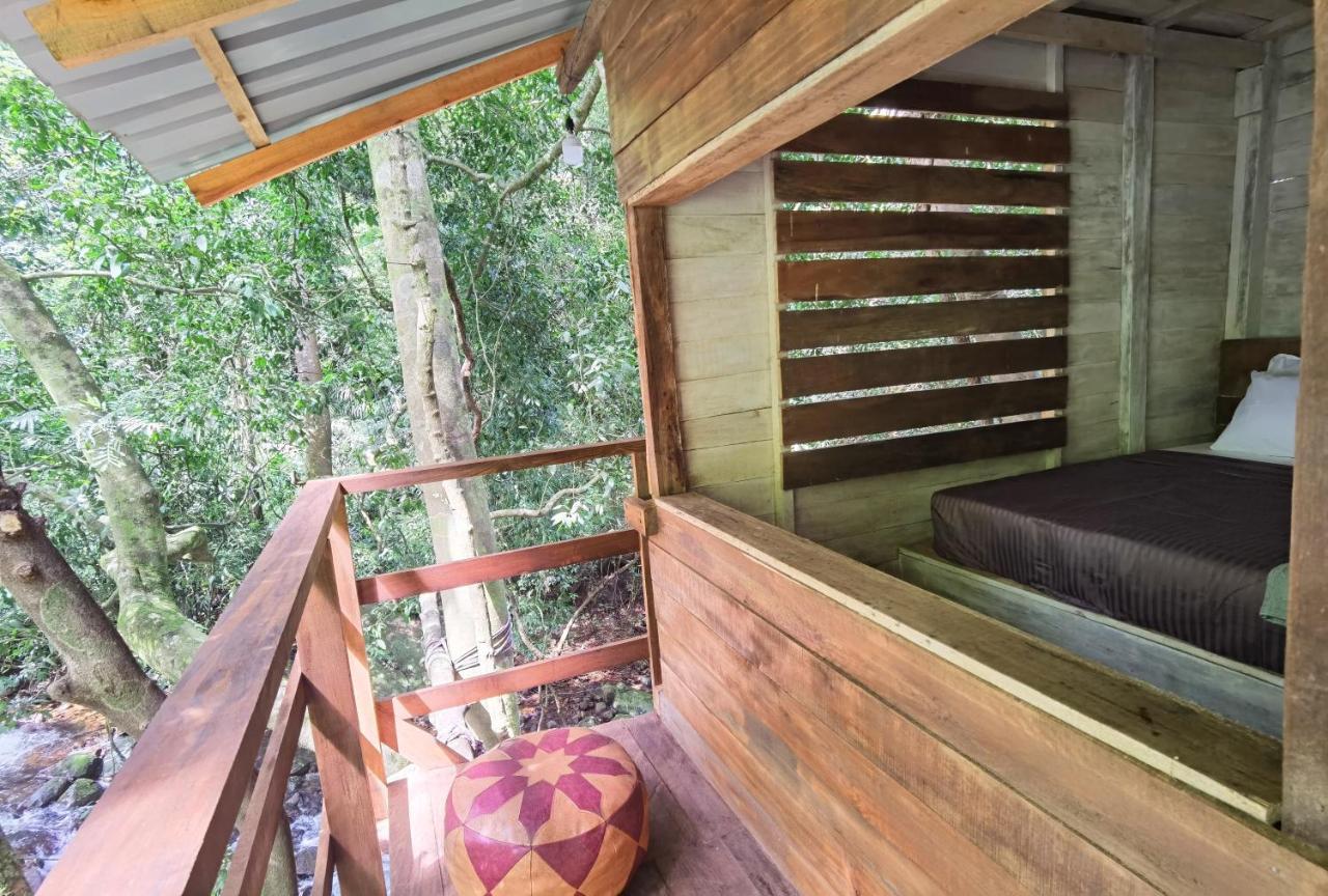 Chalet In The Jungle Pallegama 客房 照片